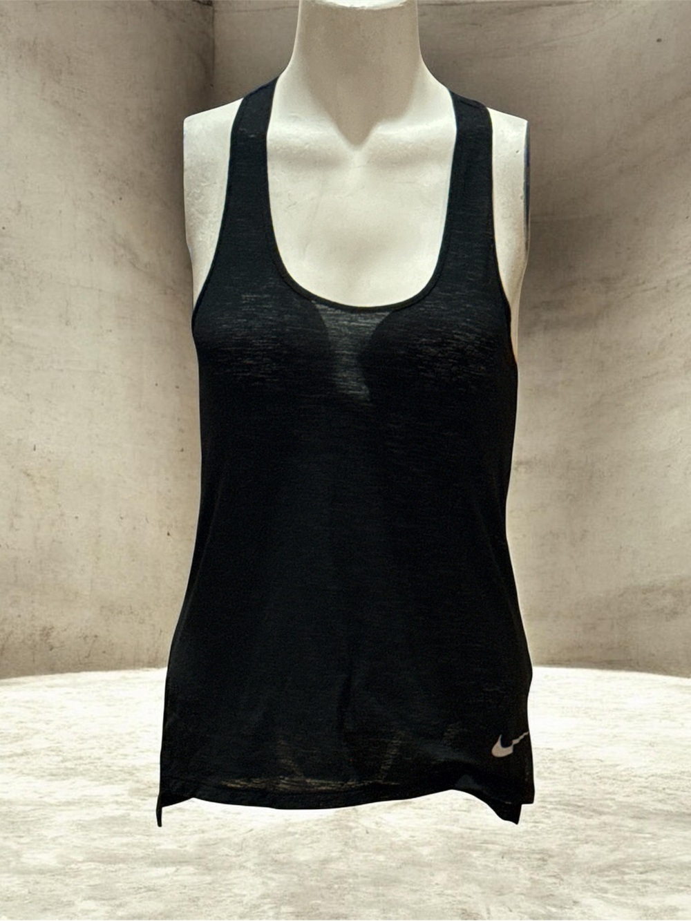 Nike Black Scoop Neck Athletic Tank Top